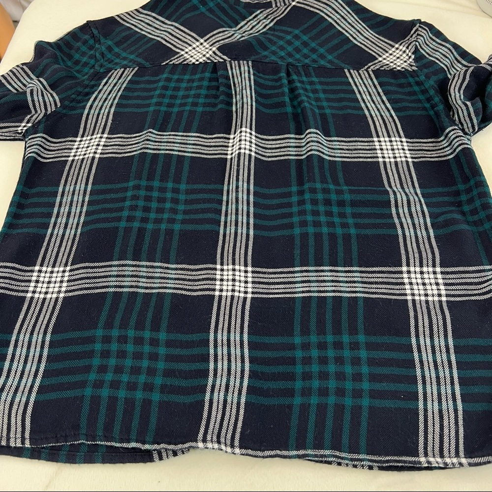 Rails 2 Front Pocket Plaid Button Front Shirt Siz… - image 5